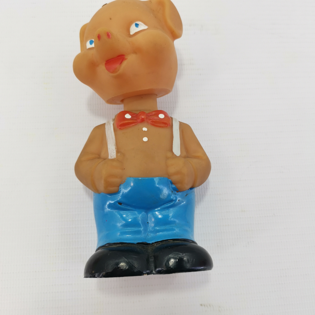 Игрушка детская "Поросенок", резина, с заводным механизмом (работоспособность неизвестна). Картинка 9